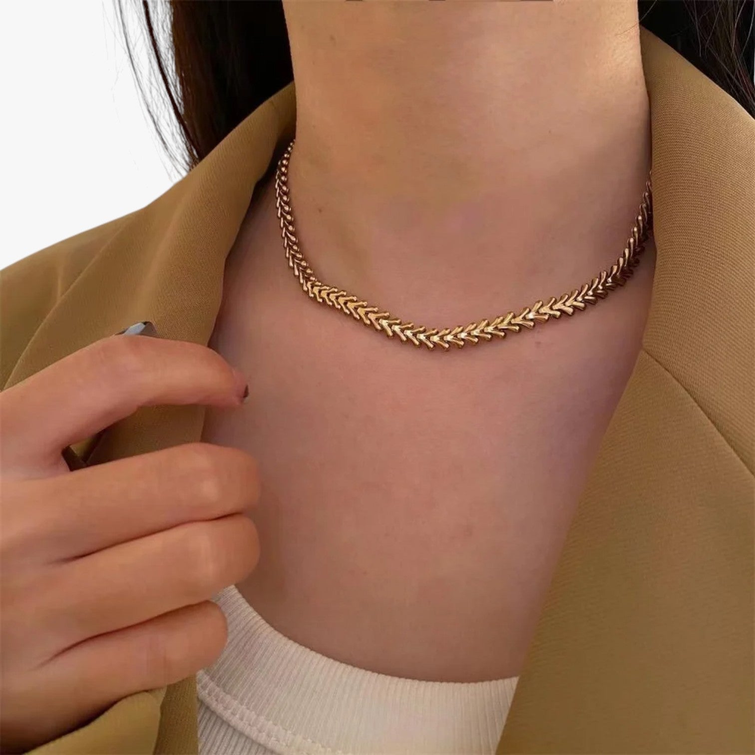Anastasia | Botvormige RVS Choker Ketting