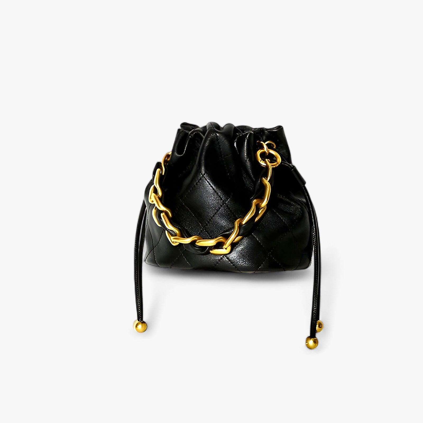 TOUTOU | Emmer tas - Elegantie & Veelzijdigheid in Leer TOUTOU | Bucket Bag - Elegantie & Veelzijdigheid in Leer € 25 - Werqino
