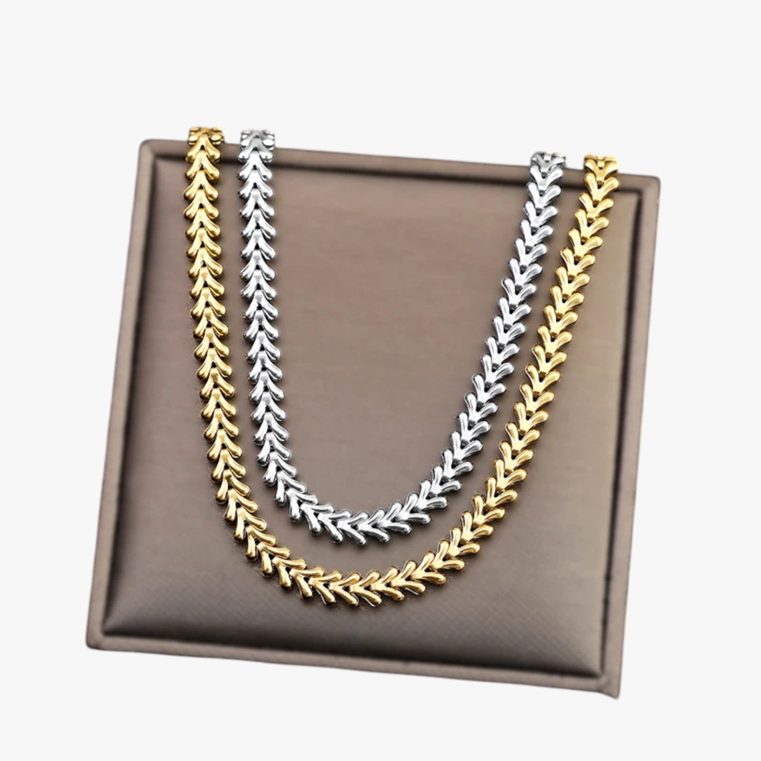 Anastasia | Botvormige RVS Choker Ketting